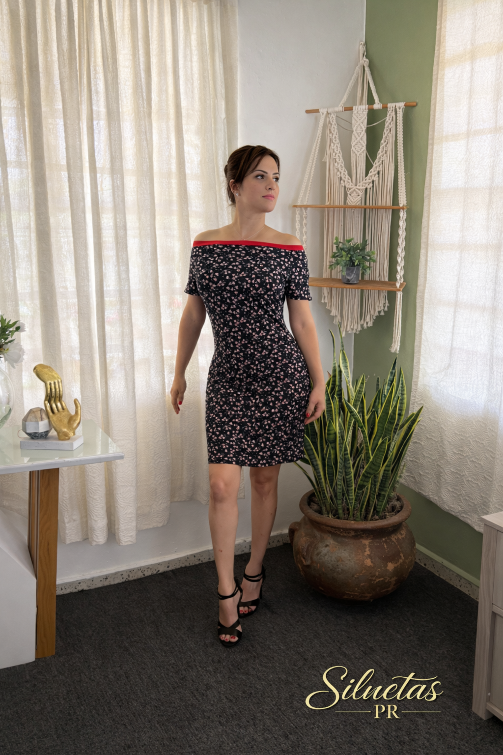 Traje freeshoulder
